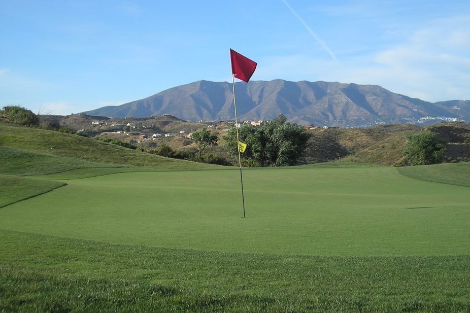 Calanova Golf