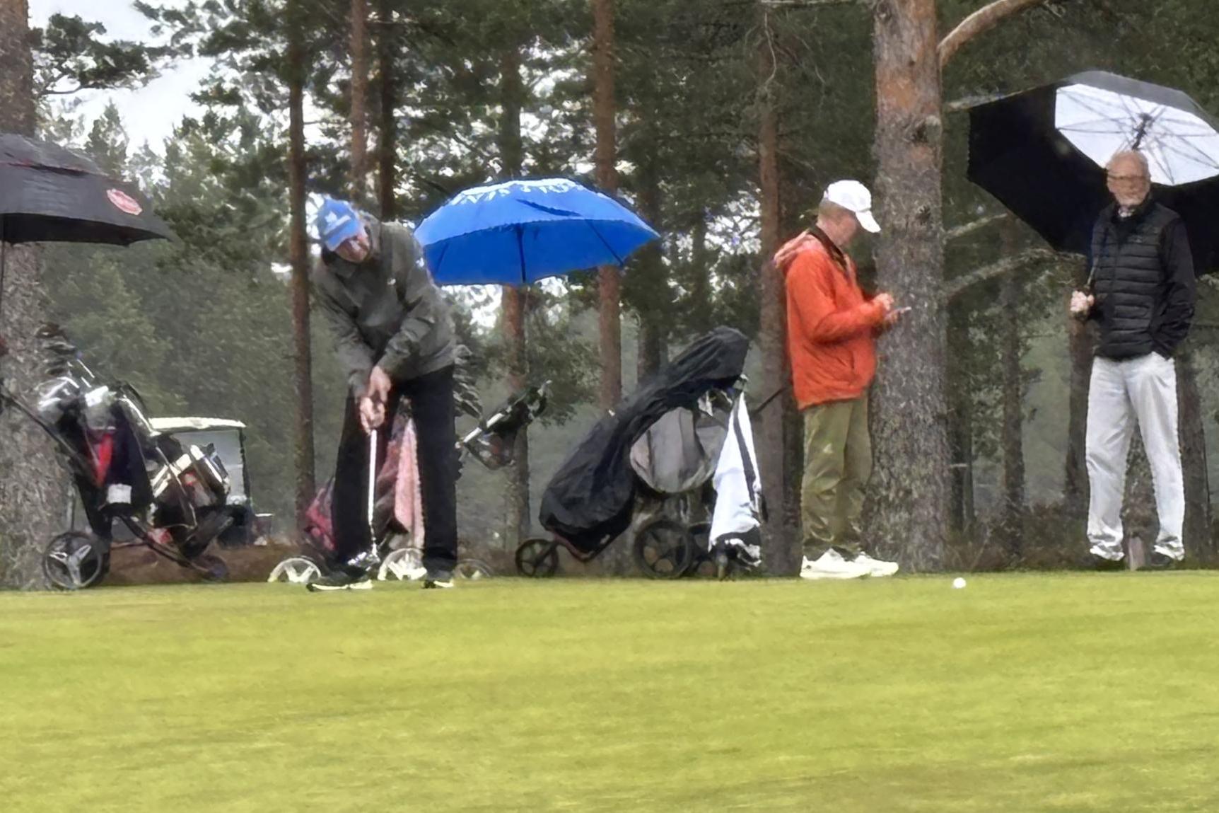 M75 Tour alkoi Alastaro Golfissa