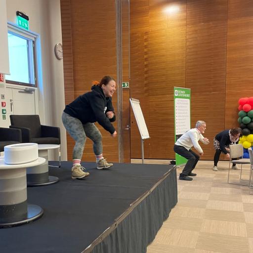  Jumppaohjaaja Ansku Vierumäeltä