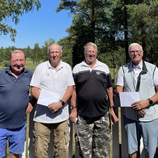 M75 parhaat vasemmalta Matti Konttinen, Kari Petäjä, Raimo Ruohola, Pekka Ahokas.