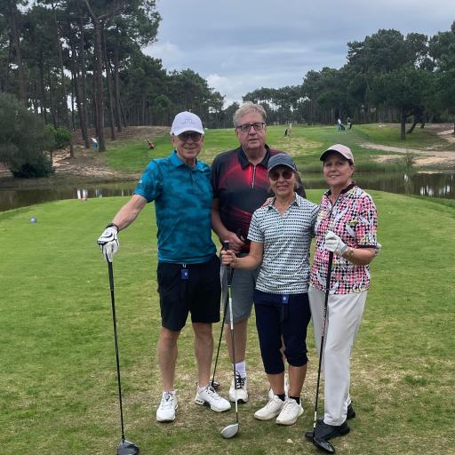 Aroeiran ykköstiillä Kimmo, Kimmo, Kaarina ja Merja