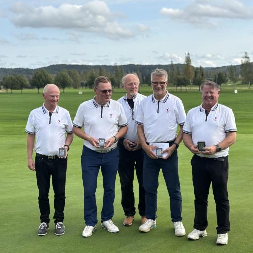 Messilän joukkue Kari Kuparinen, Juha Lindqvist, Pertti Sallila, Erkki Soppela ja Jukka Humalainen